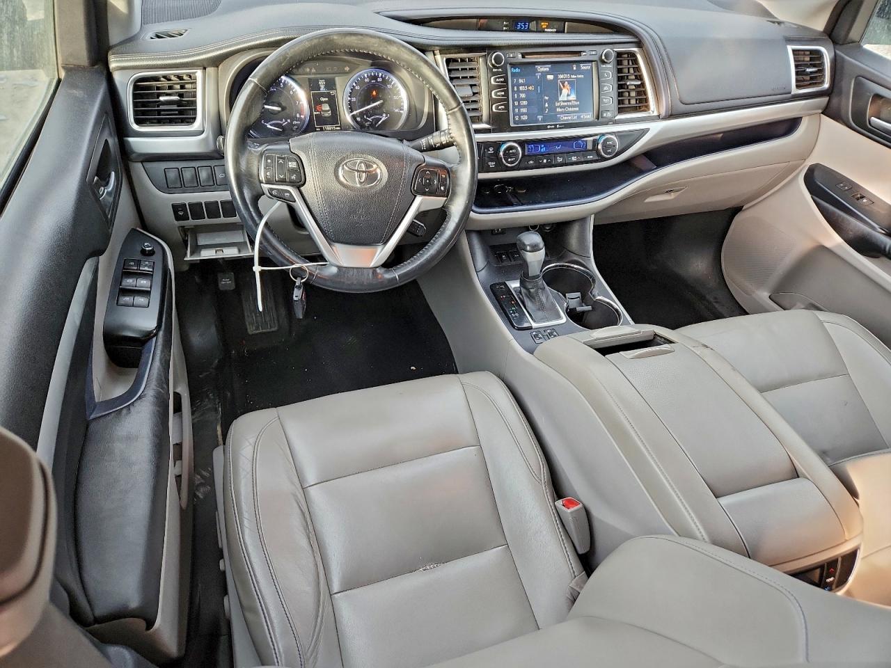 Toyota Highlander Xle Image 9