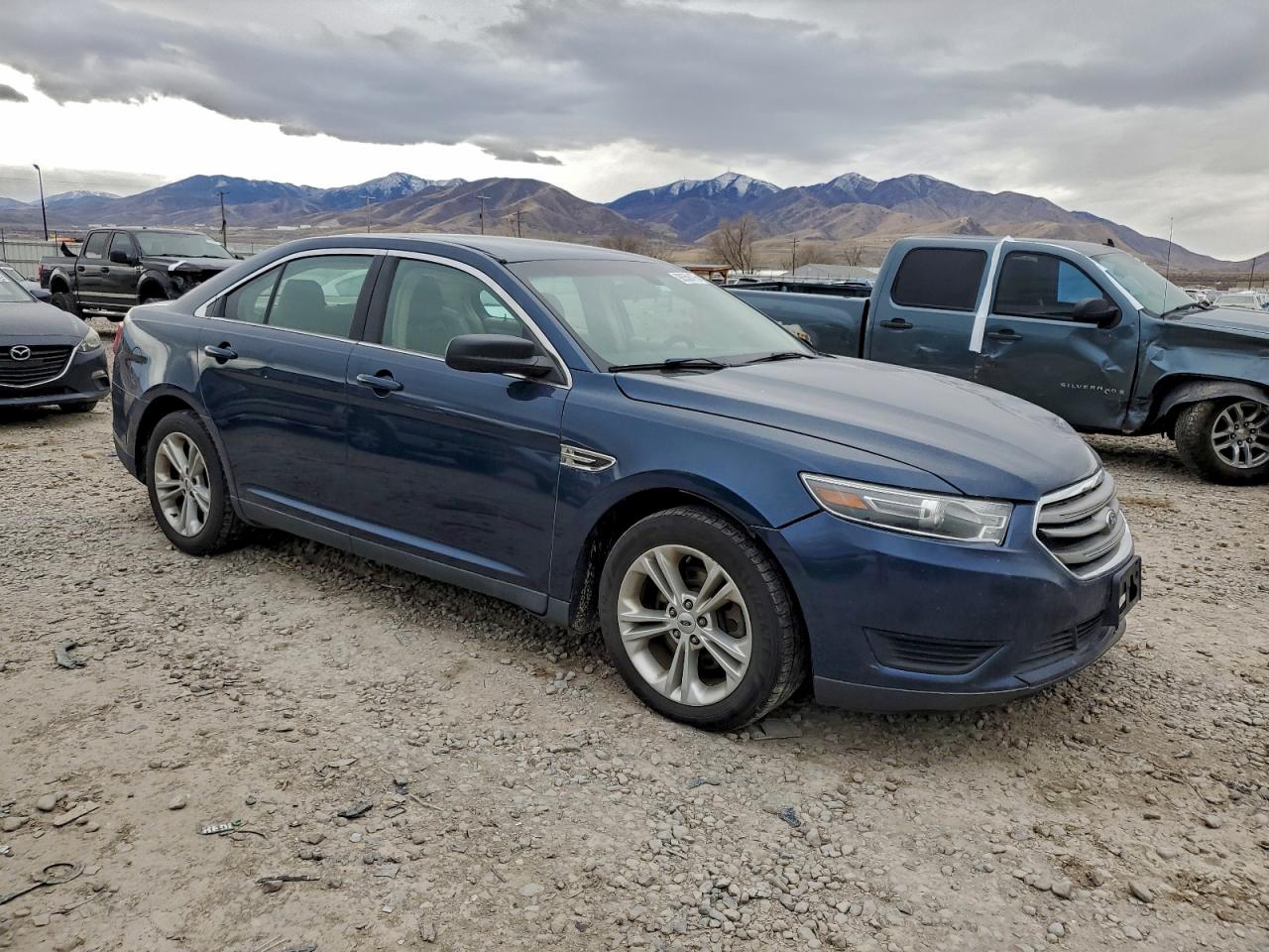 Ford Taurus Se Image 8