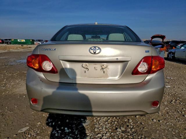 Toyota Corolla Base Image 6