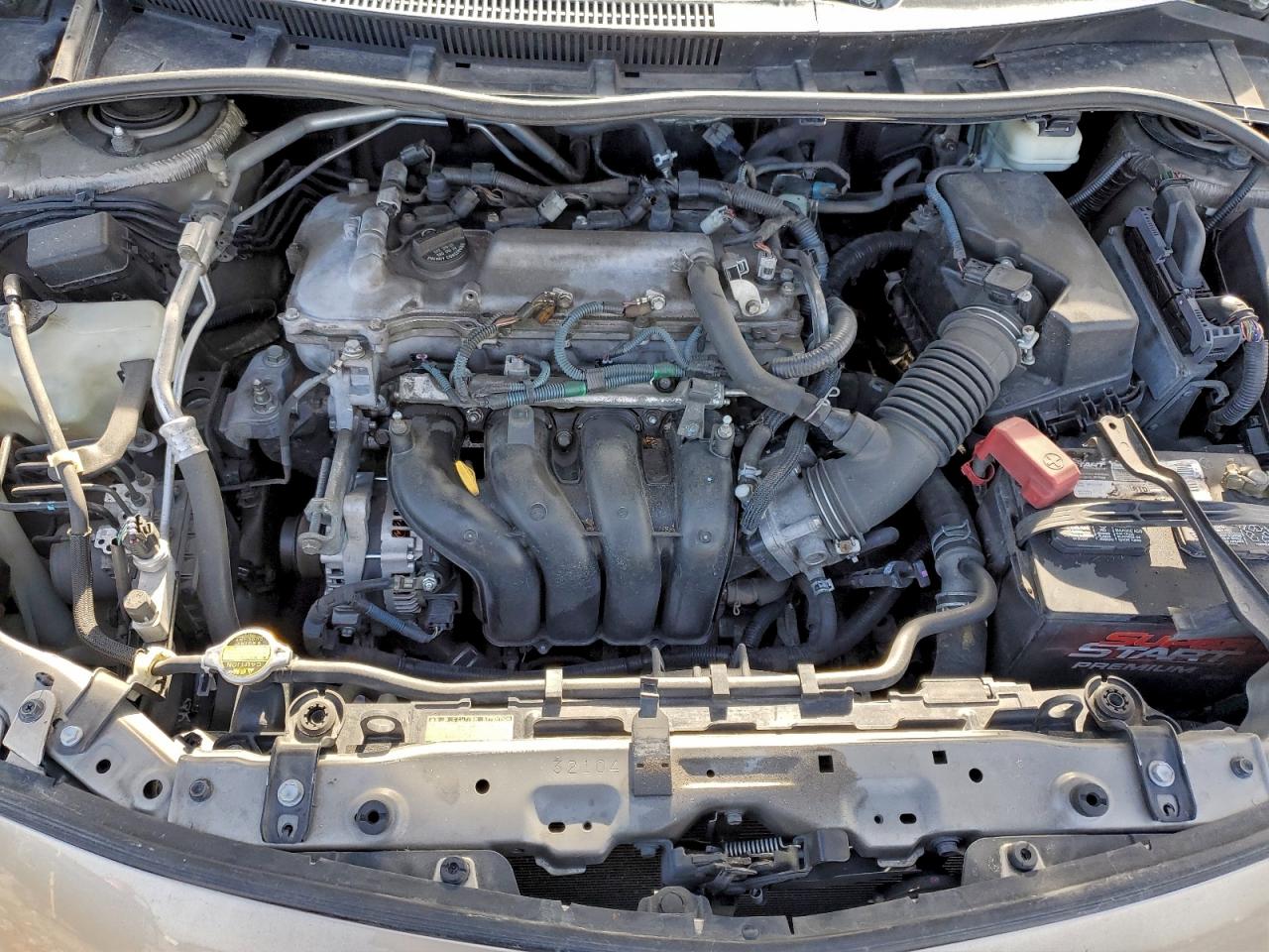 Toyota Corolla Base Image 8