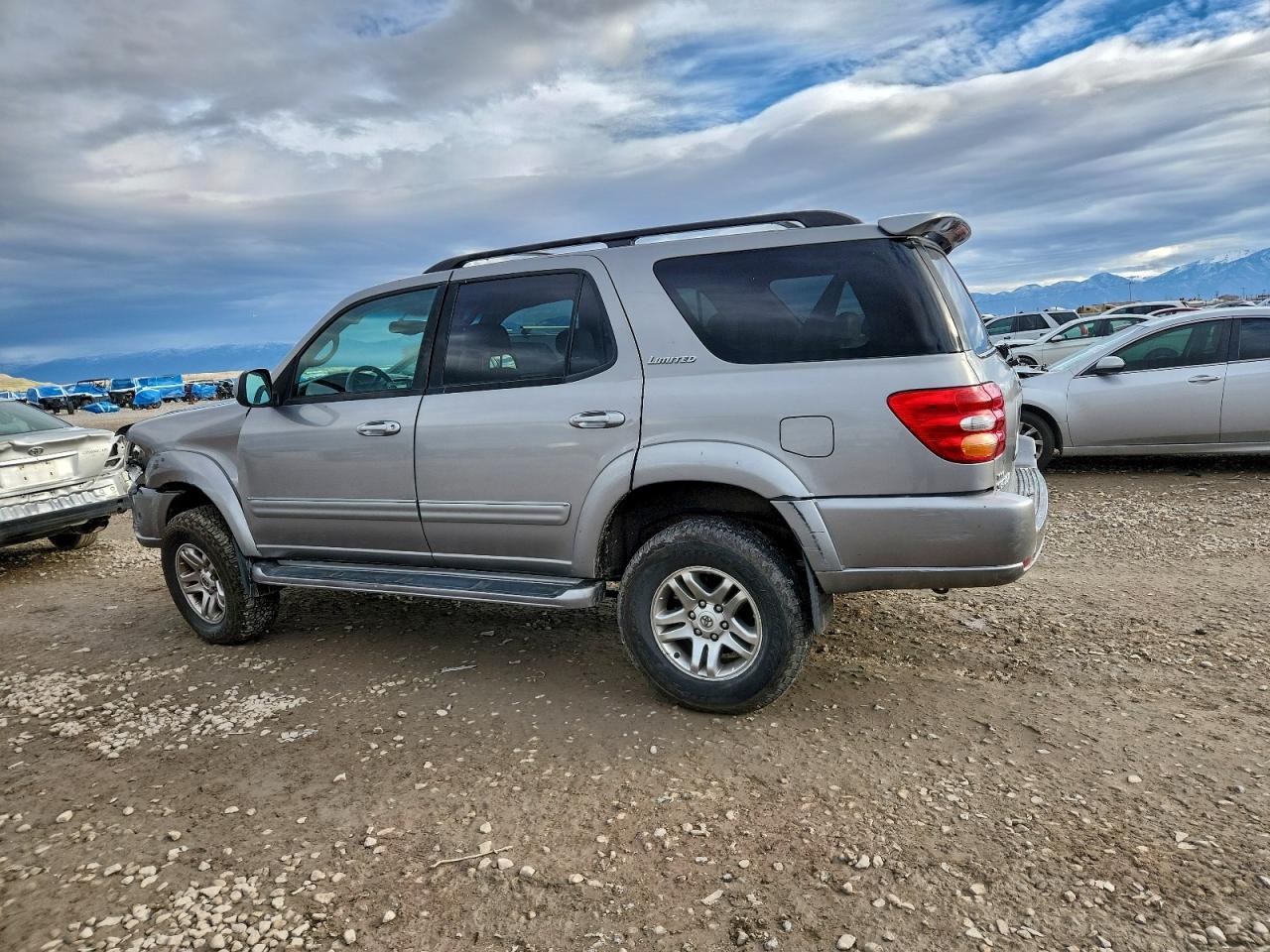 Toyota Sequoia Limited Image 4