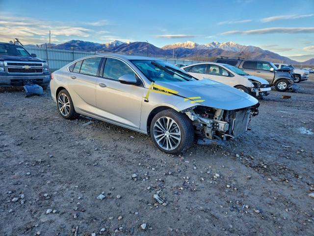 Buick Regal Essence Image 6