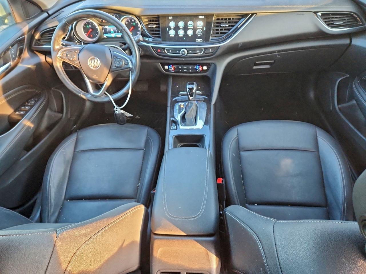 Buick Regal Essence Image 8