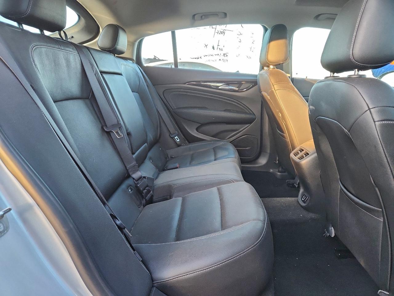 Buick Regal Essence Image 7