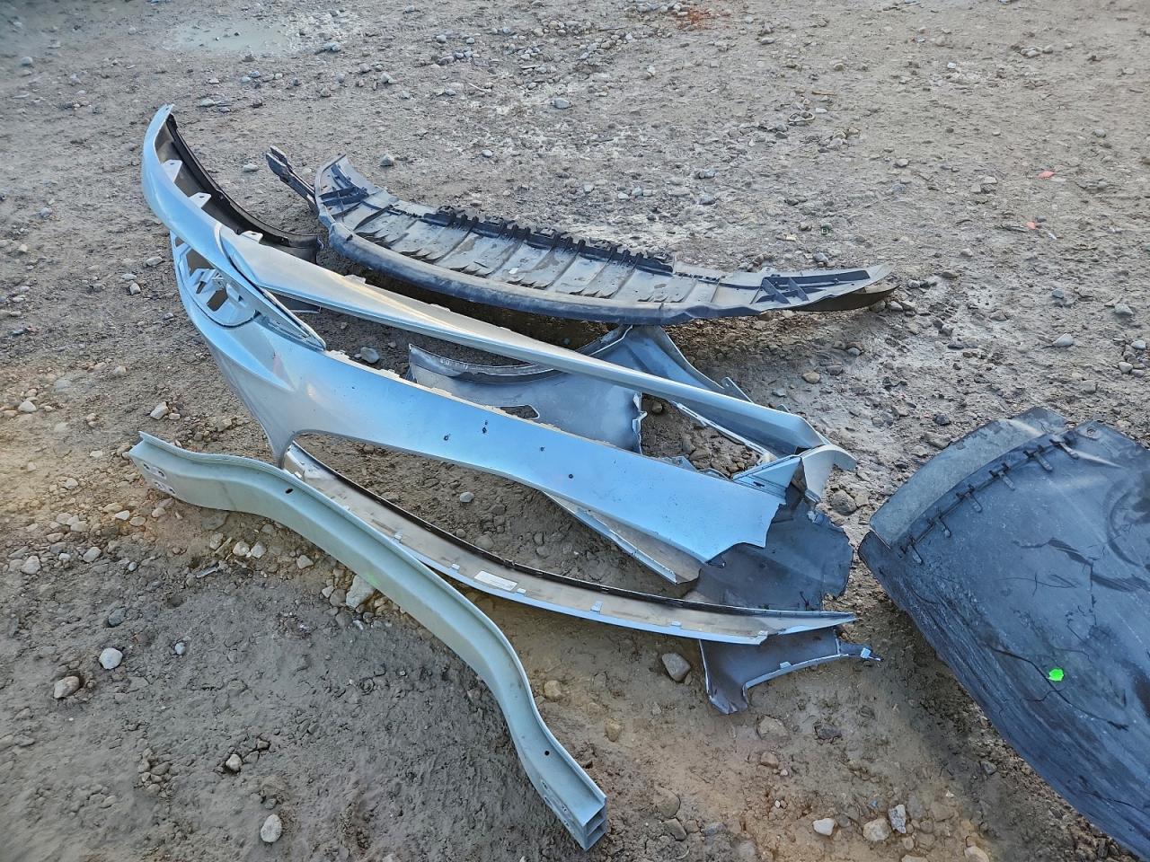 Buick Regal Essence Image 13