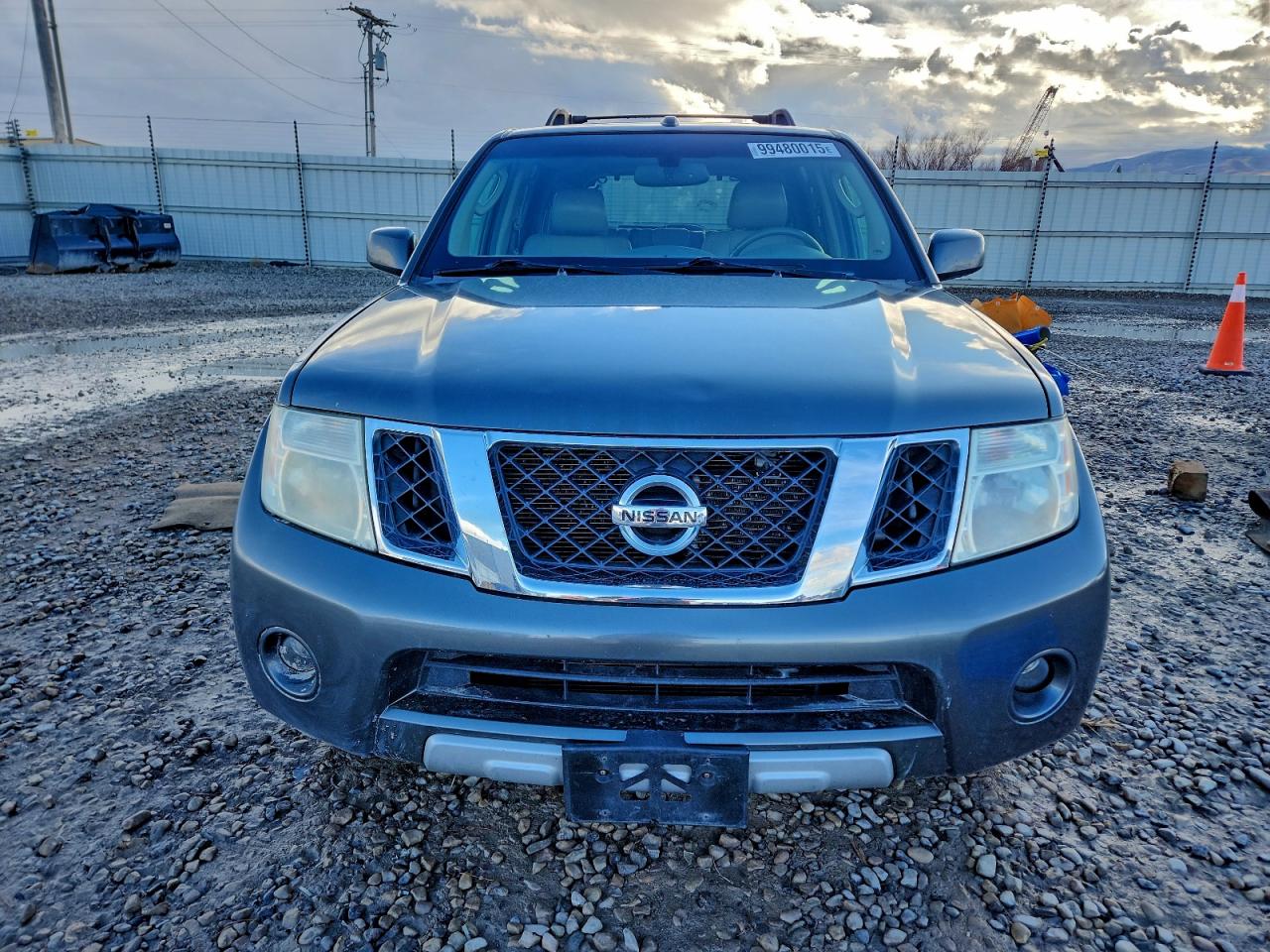 Nissan Pathfinder S Image 6