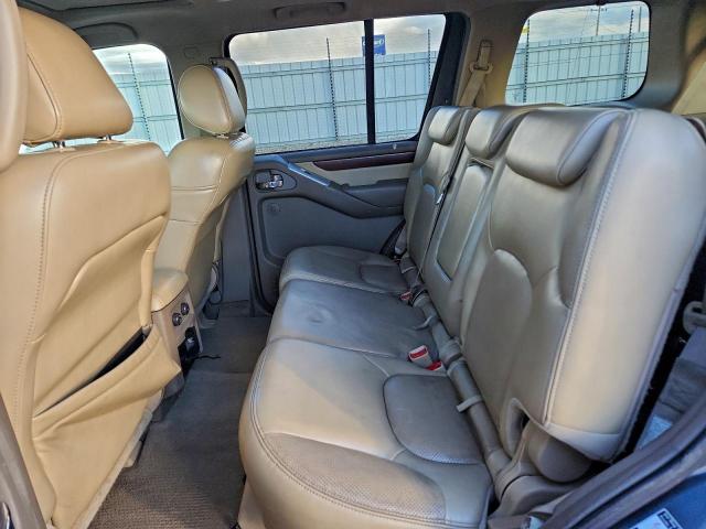 Nissan Pathfinder S Image 10