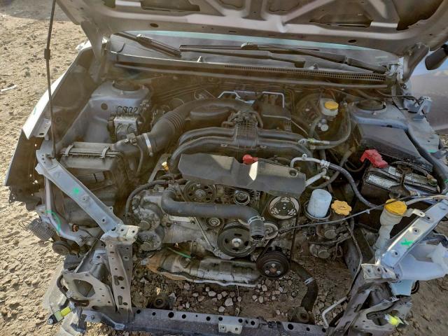 Subaru Xv 2.0 Limited Image 10