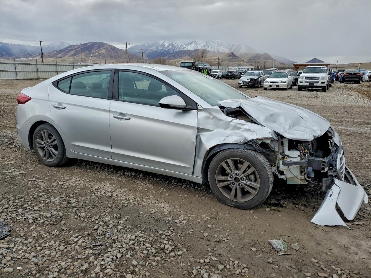 Hyundai ELANTRA Sel Image 8