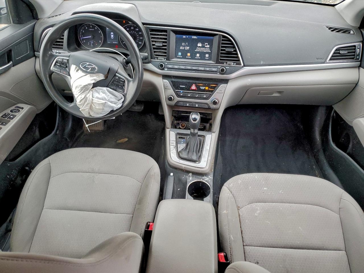 Hyundai ELANTRA Sel Image 4