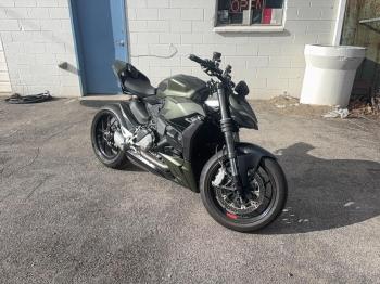  Salvage Ducati Streetfigh