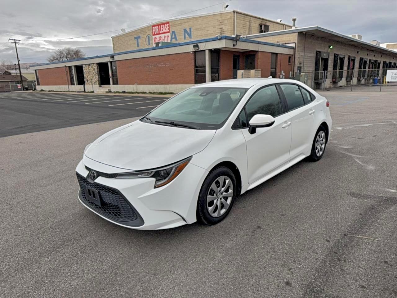 Toyota Corolla Le Image 7