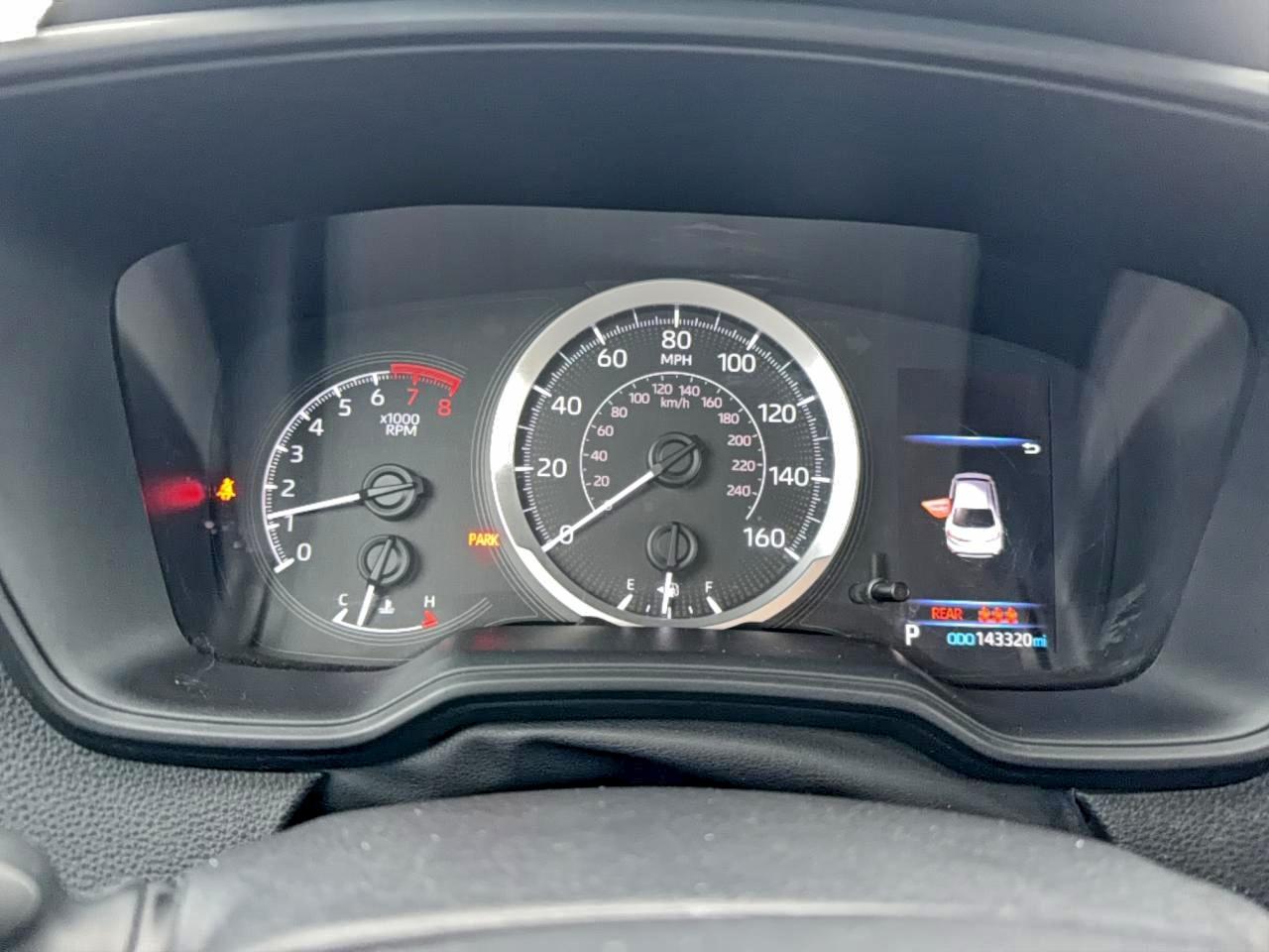 Toyota Corolla Le Image 10