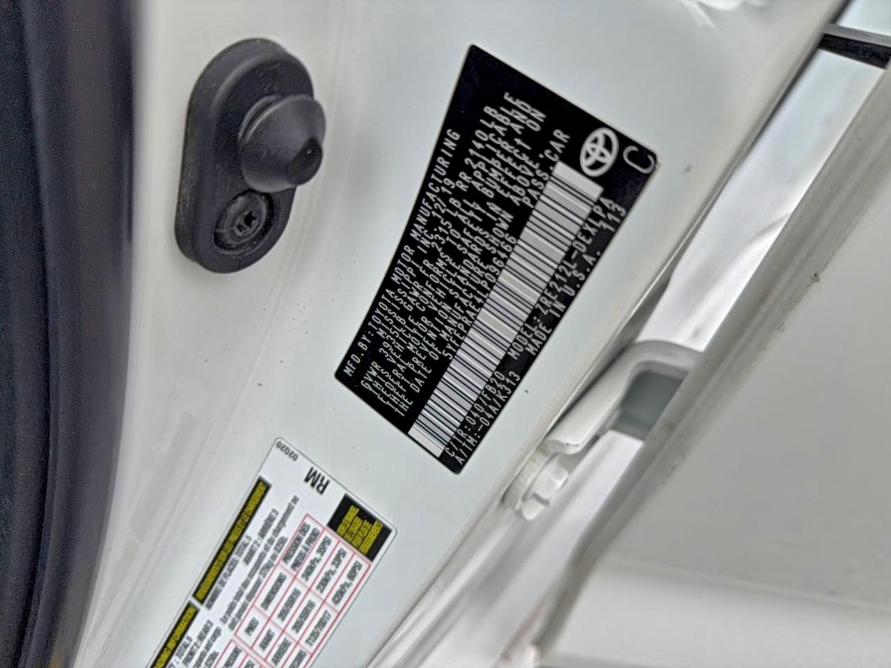 Toyota Corolla Le Image 3