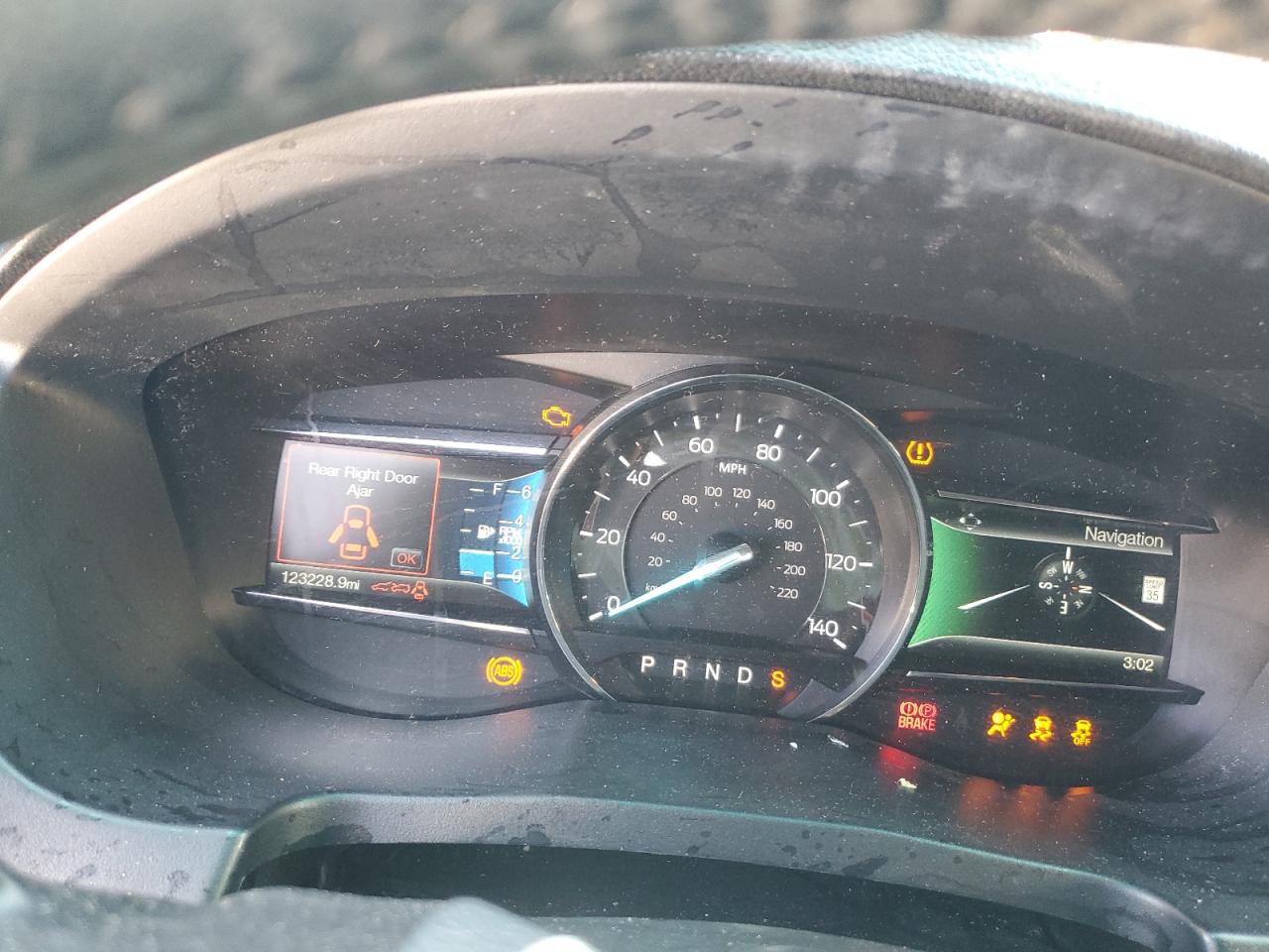 Ford Explorer Xlt Image 6