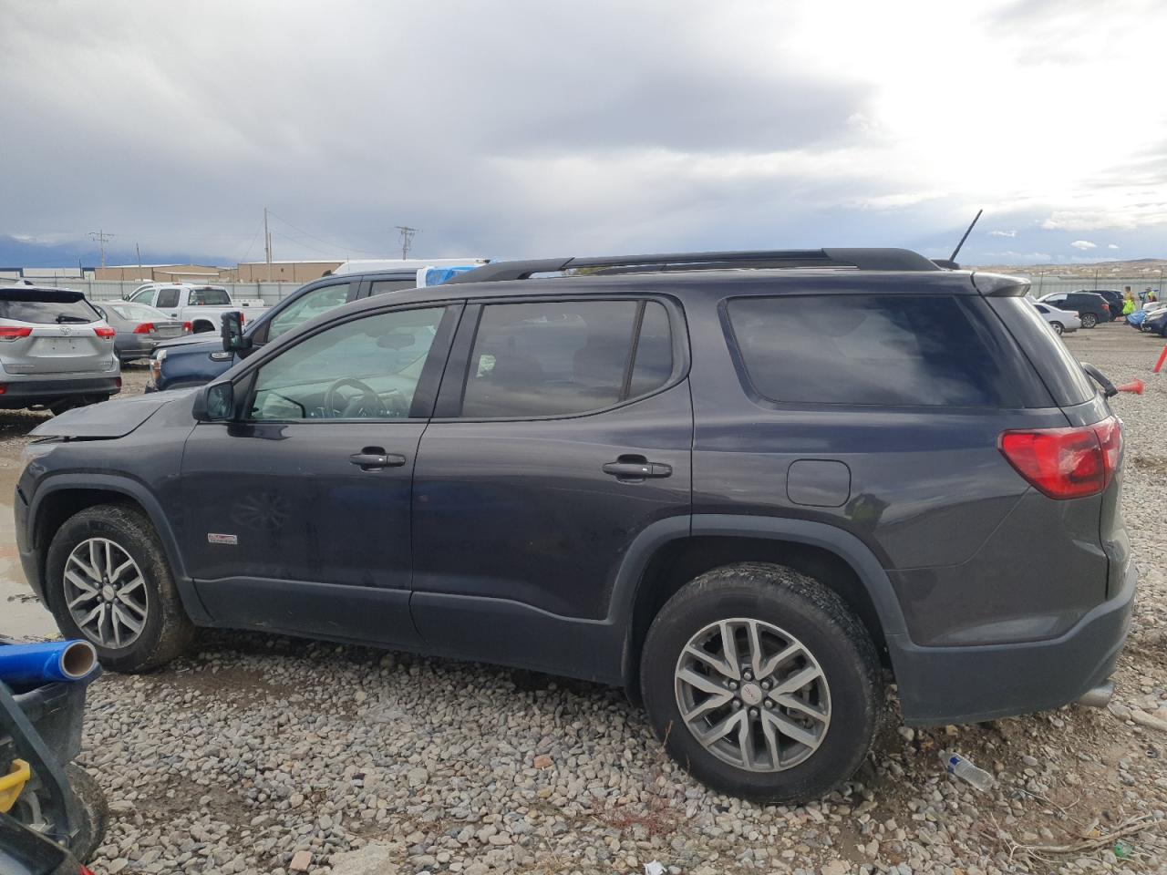 GMC Acadia All Terrain Image 3