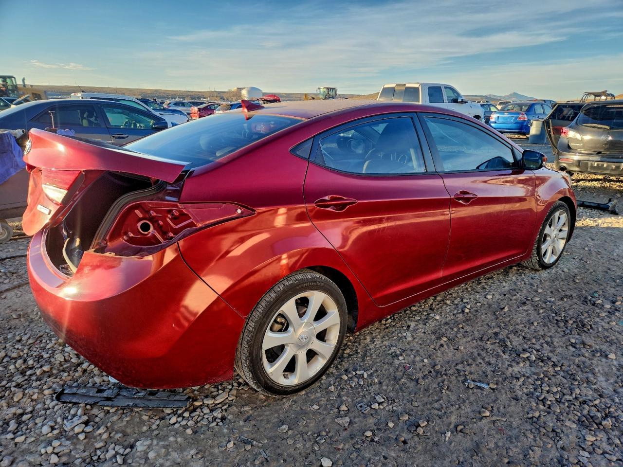 Hyundai ELANTRA Gls Image 12