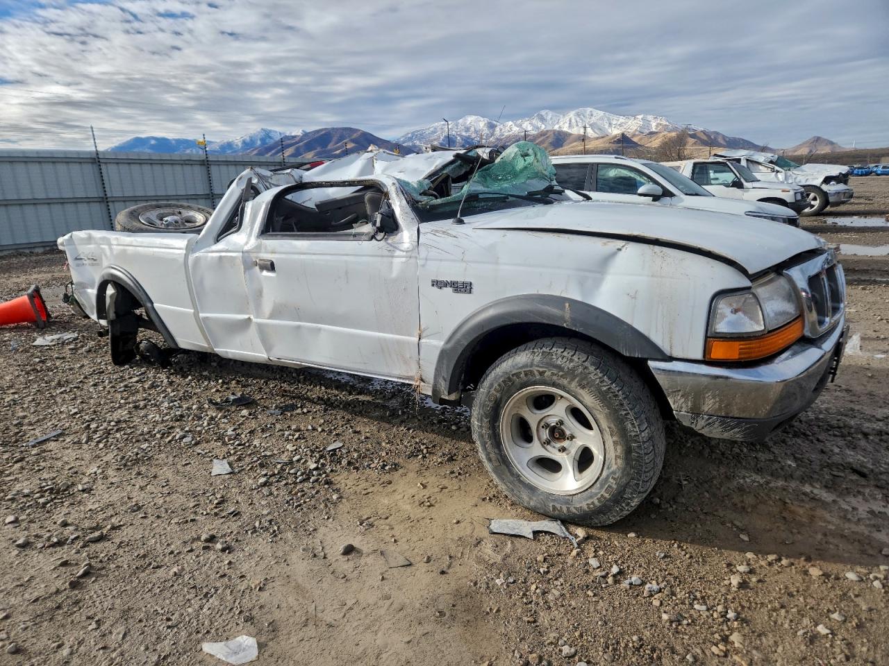Ford Ranger Super Cab Image 2