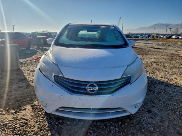 Nissan Versa S Image 3
