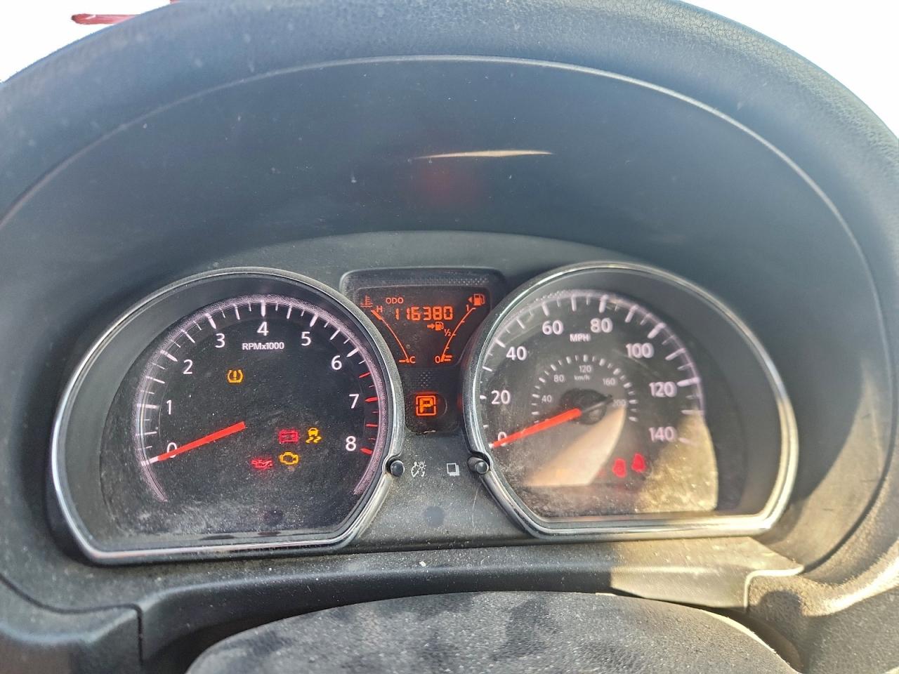 Nissan Versa S Image 7