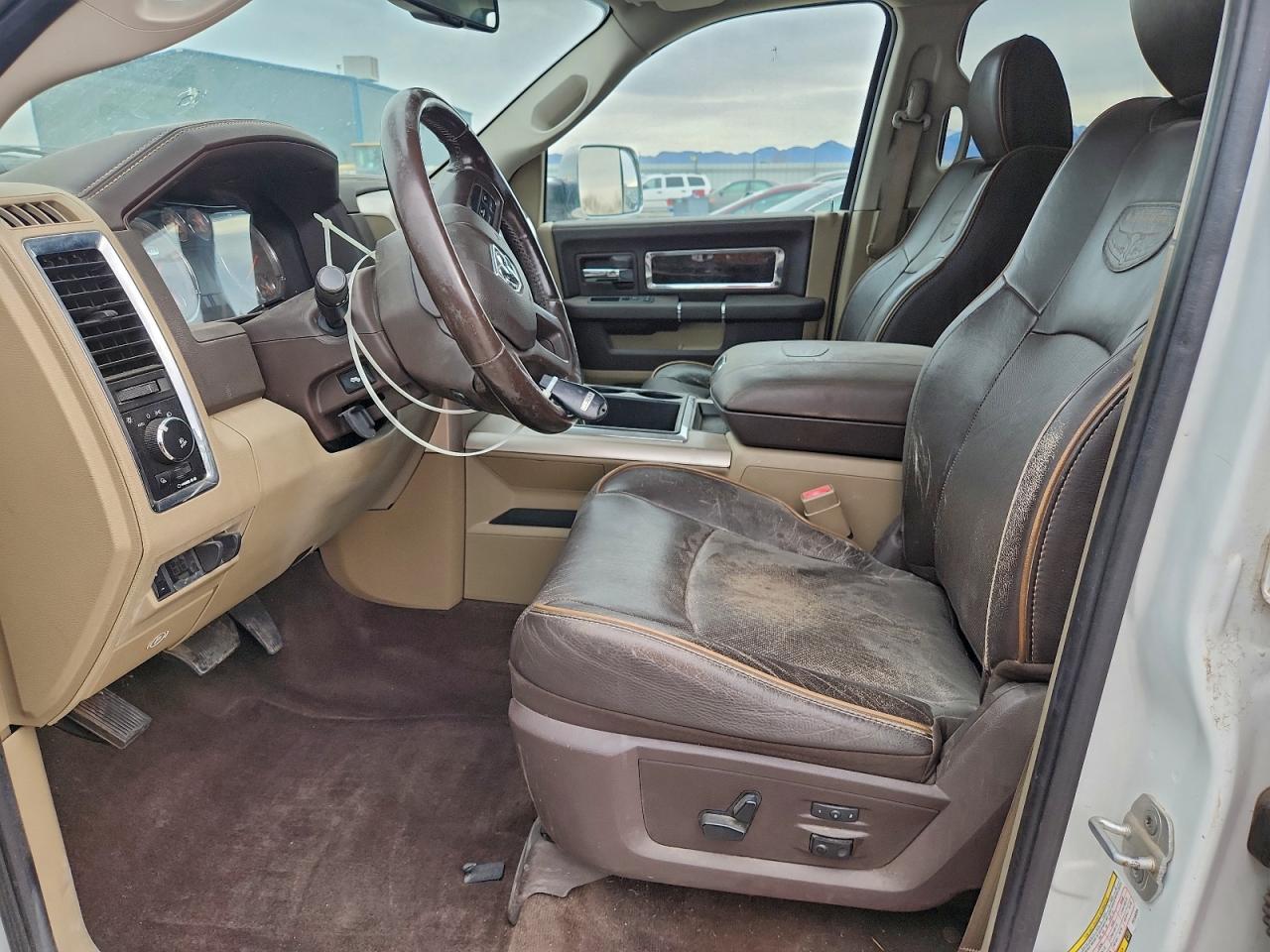 Dodge Ram 2500 Longhorn Image 7