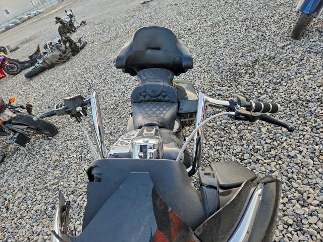 Harley-Davidson Fl Image 8