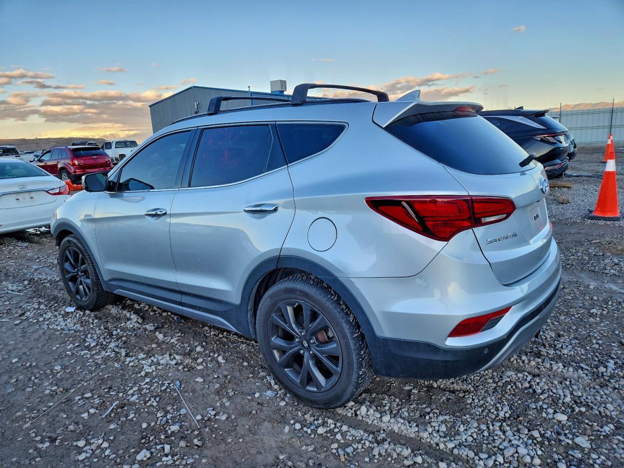 Hyundai SANTA FE Image 12