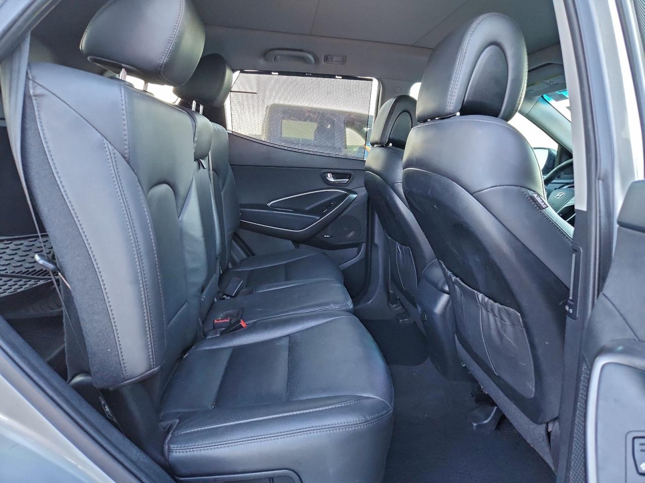 Hyundai SANTA FE Image 9