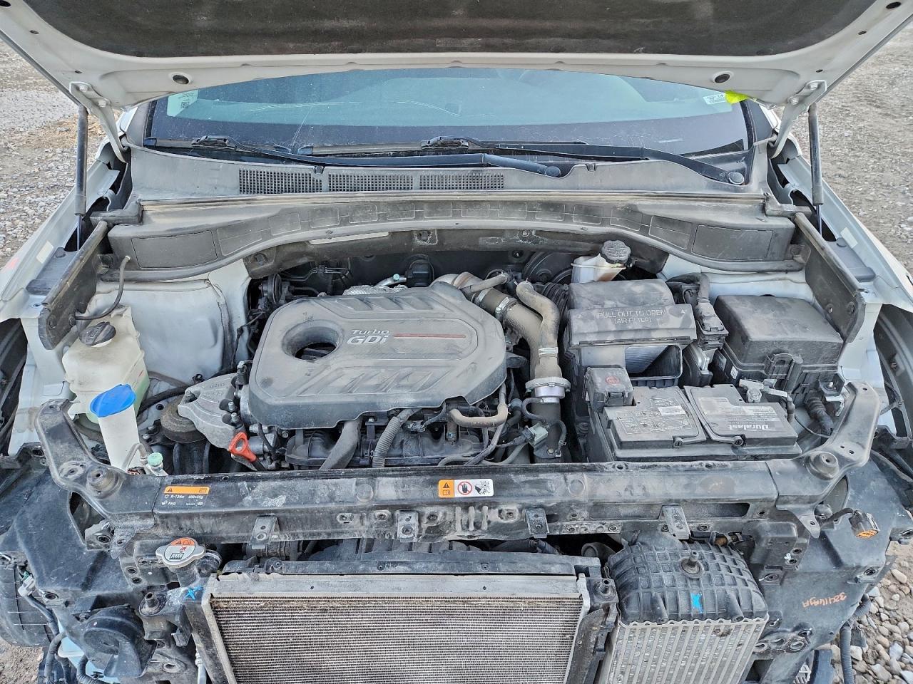 Hyundai SANTA FE Image 8