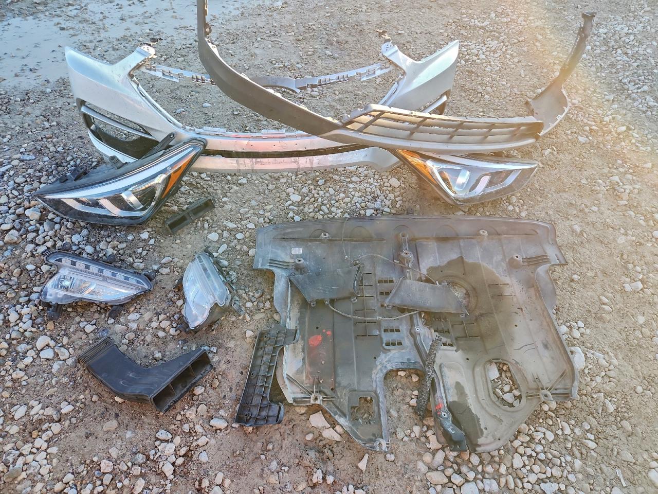 Hyundai SANTA FE Image 10