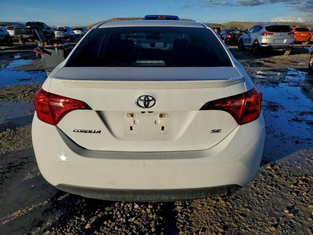 Toyota Corolla L Image 9