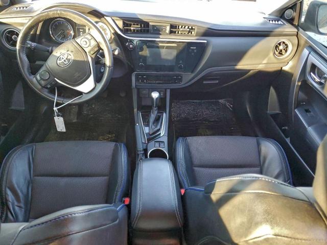 Toyota Corolla L Image 13