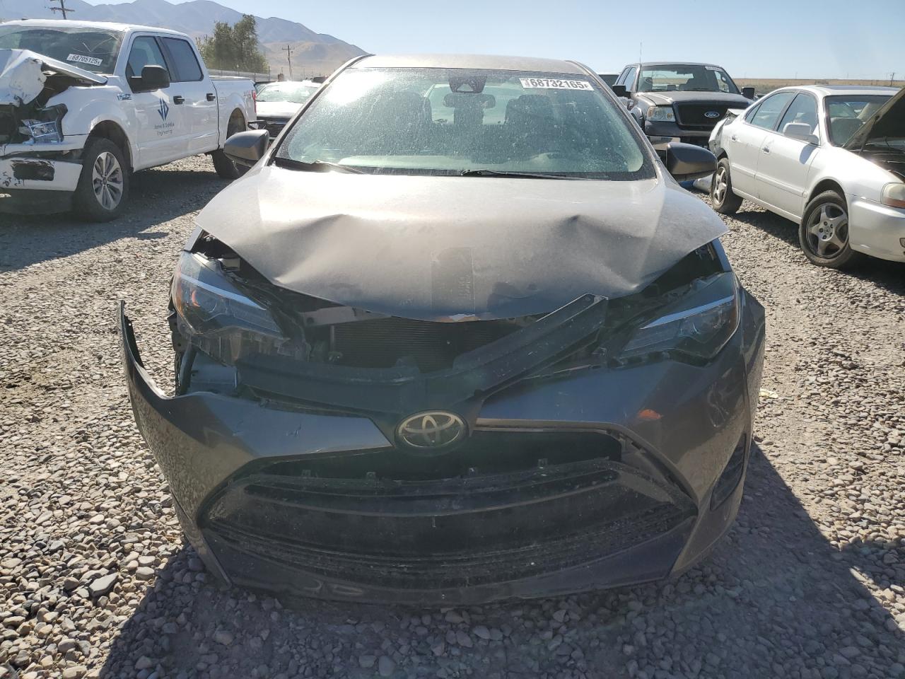 Toyota Corolla L Image 3