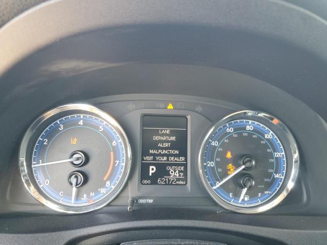 Toyota Corolla L Image 10