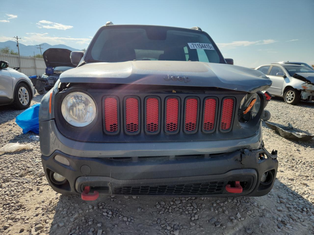 Jeep Renegade Trailhawk Image 3