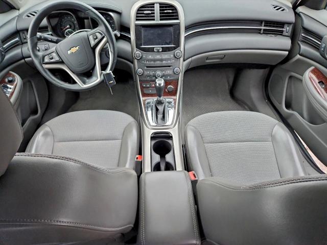 Chevrolet Malibu 1lt Image 8