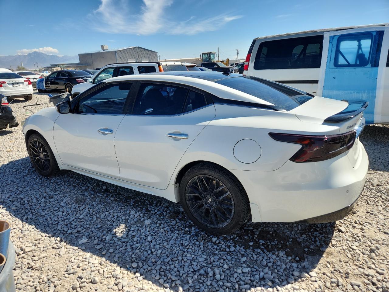 Nissan Maxima 3.5s Image 7