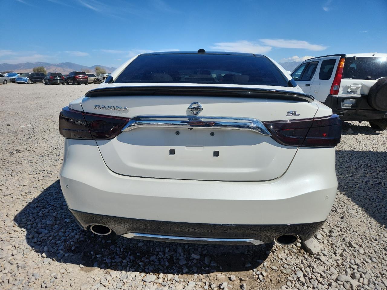 Nissan Maxima 3.5s Image 12