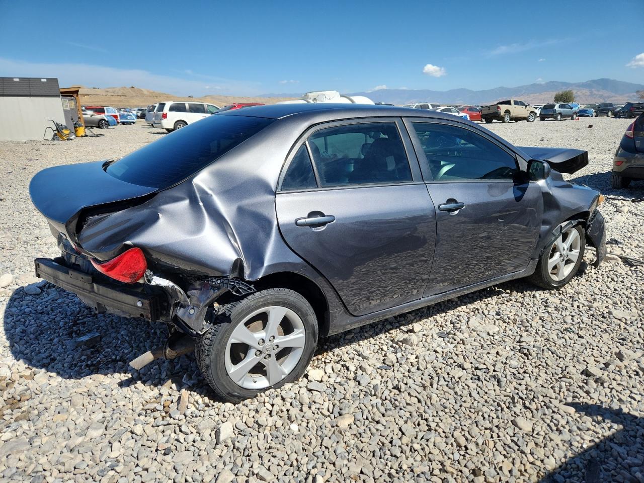 Toyota Corolla Base Image 10