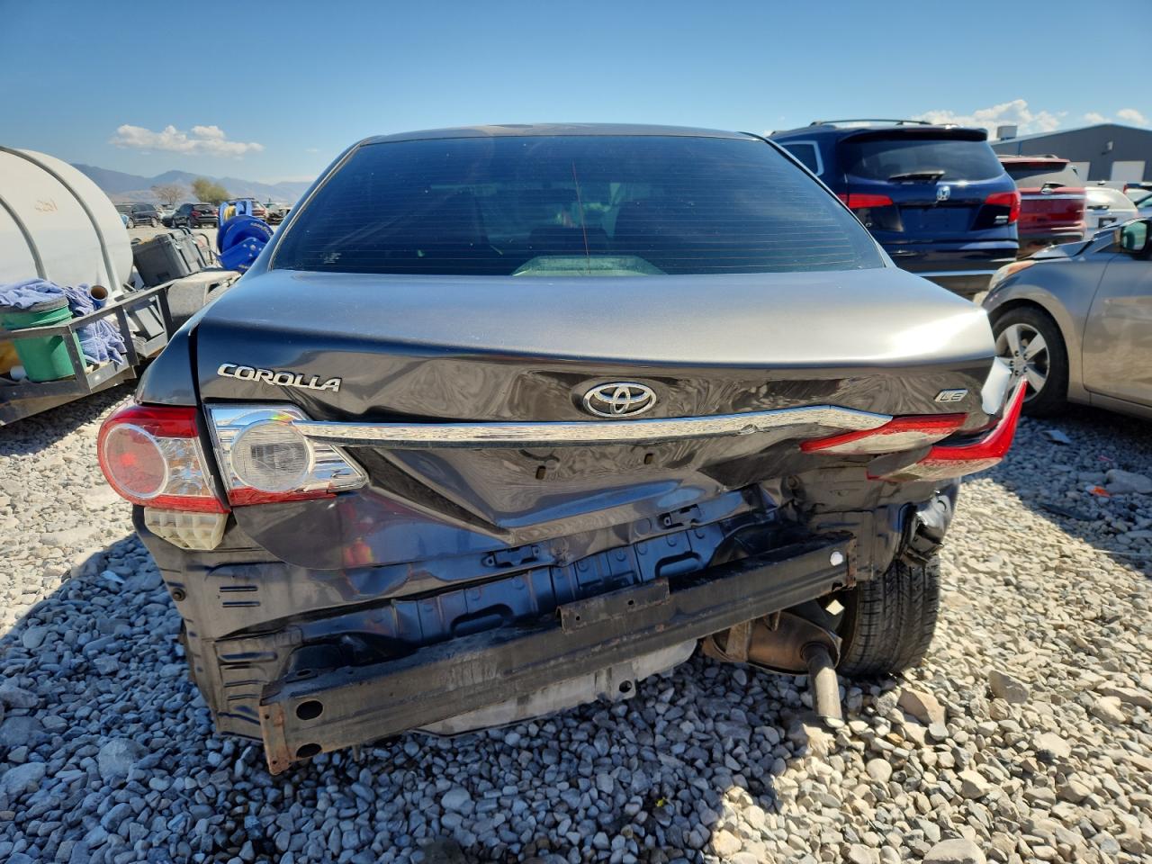 Toyota Corolla Base Image 8