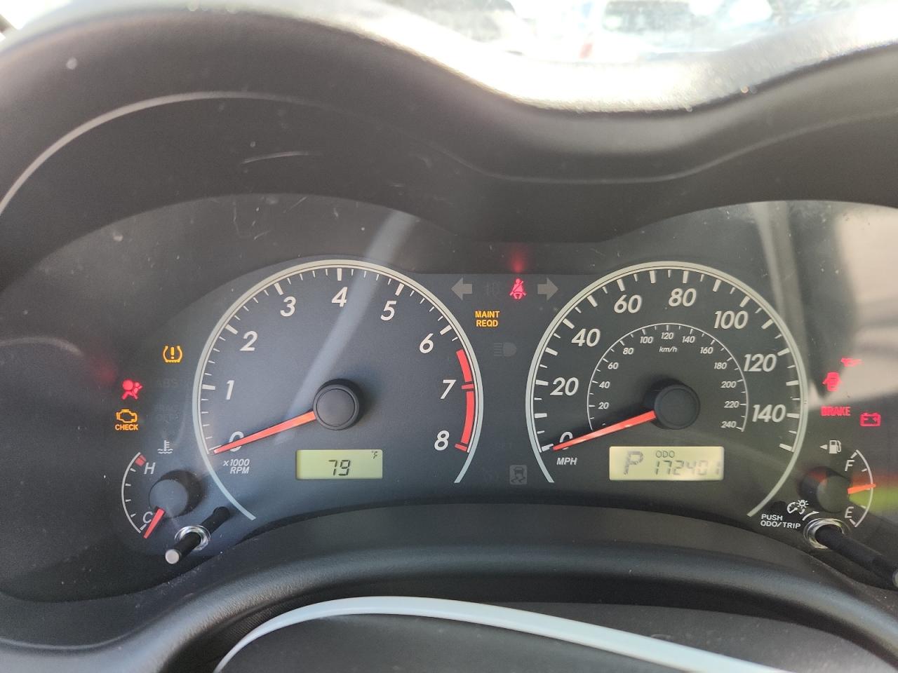 Toyota Corolla Base Image 6