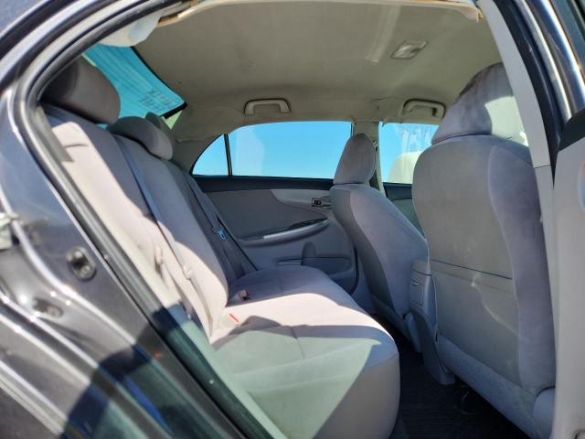 Toyota Corolla Base Image 12