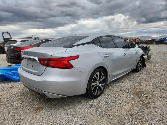 Nissan Maxima 3.5s Image 4