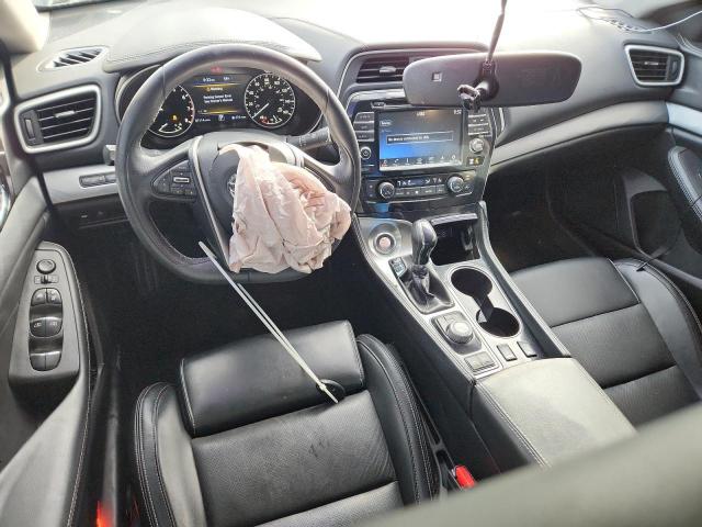 Nissan Maxima 3.5s Image 6