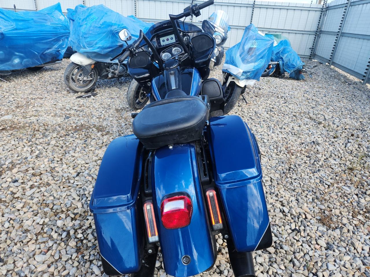 Harley-Davidson Fltrk Image 5