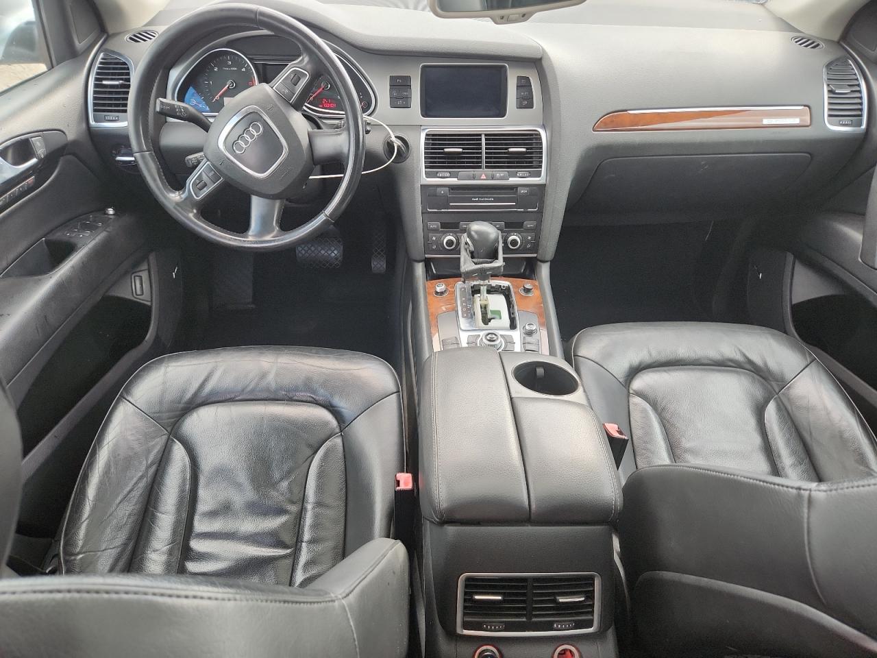 Audi Q7 Premium Plus Image 12