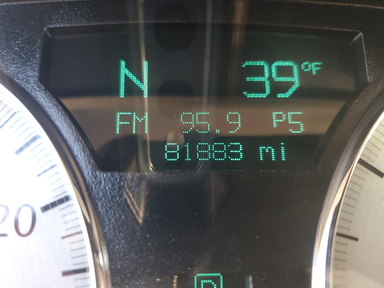 Chrysler 300 Image 9