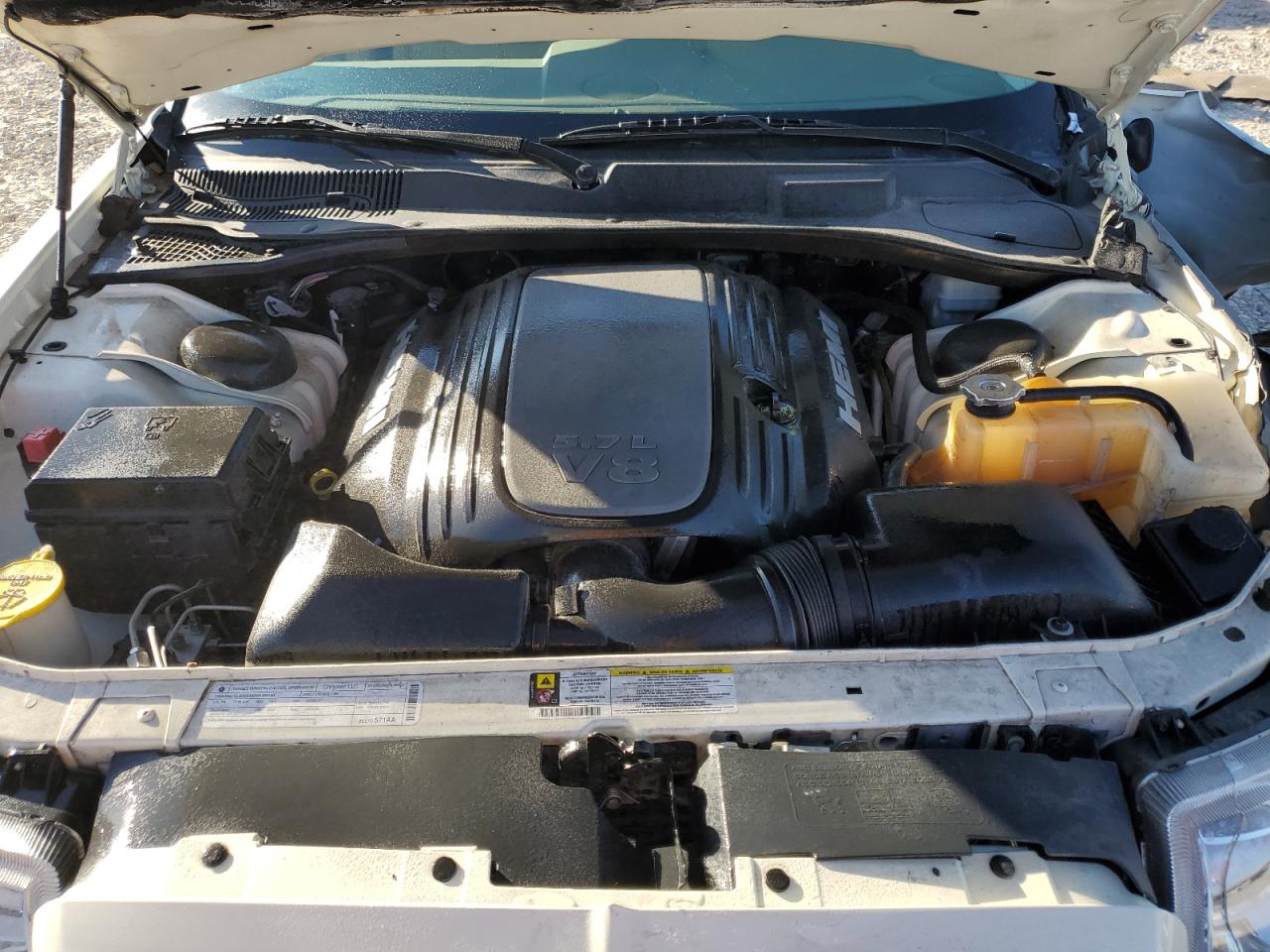 Chrysler 300 Image 10