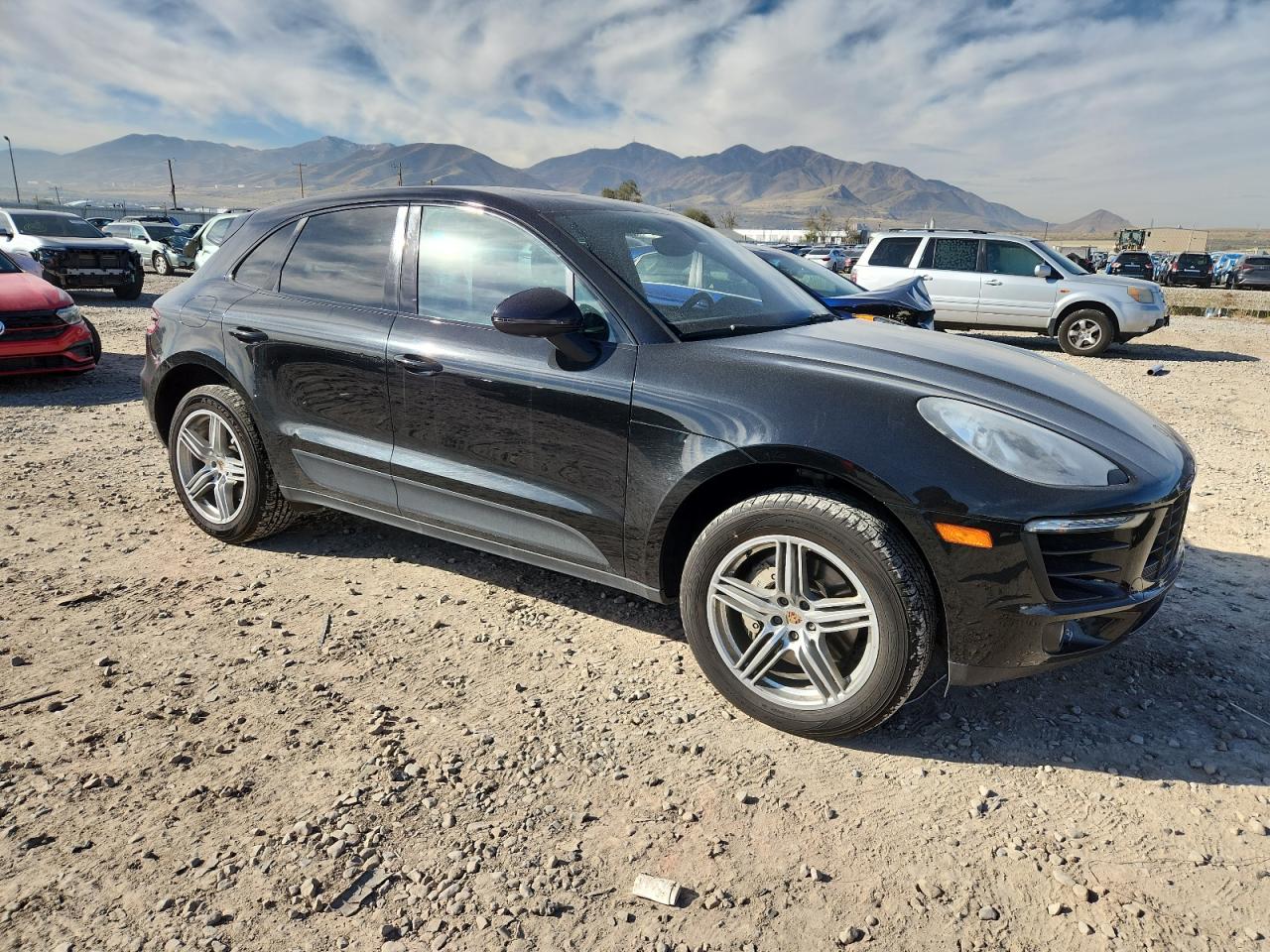 Porsche Macan S Image 3