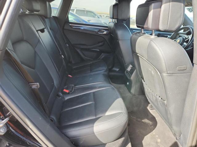 Porsche Macan S Image 6